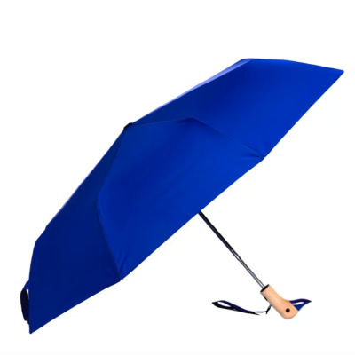 Guarda-chuva azul dobrável com punho ergonómico claro e correia azul
