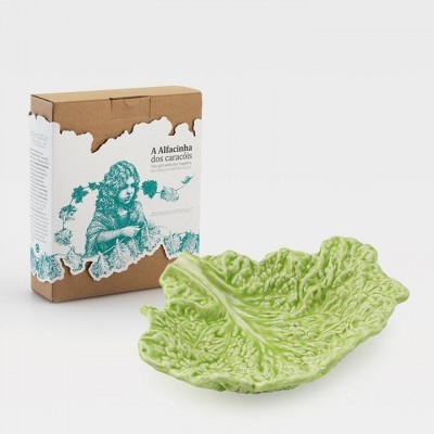 Prato cerâmico verde formato folha com embalagem ilustrada