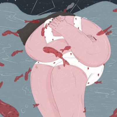 Pessoa em fato de banho branco com pontos vermelhos rodeada por peixes vermelhos na água sob céu estrelado