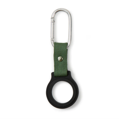 Chaveiro com argola metálica, tira verde e suporte redondo preto