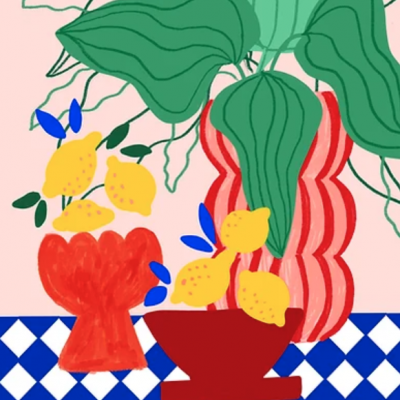 Ilustração de vasos com limões e folhas em fundo rosa e padrão azul com losangos brancos.