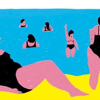 Ilustração de mulheres na praia em fatos de banho pretos na areia amarela e mar azul.