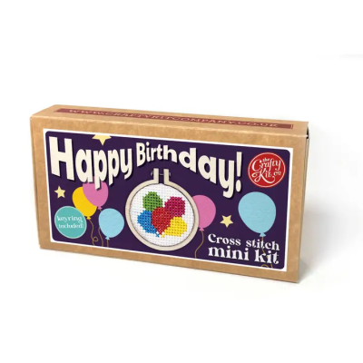 Kit mini de bordado ponto cruz tema aniversário com balões coloridos na embalagem