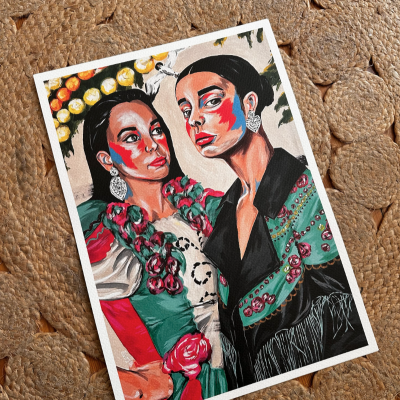 Postcard com ilustração de duas mulheres em roupas tradicionais sobre superfície texturada