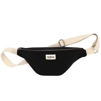 Bolsa tipo cinto preta com alça bege e fecho de correr