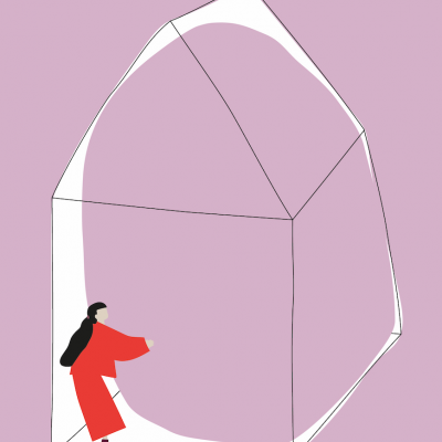 Pessoa dentro de estrutura translúcida em forma de casa com fundo lilás