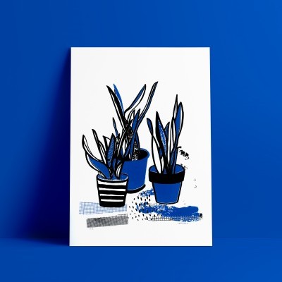 Póster com ilustração de vasos de plantas em azul e preto