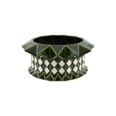 Vaso cerâmico verde com padrão geométrico e losangos brancos