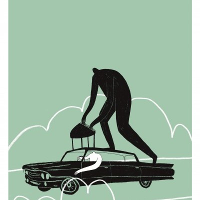 Ilustração de figura humana negra gigante a segurar carro clássico preto em fundo verde com nuvens brancas