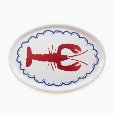 Travessa oval branca com desenho de lagosta vermelha e contorno azul