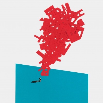 Imagem artística com figura reclinada e nuvem vermelha de letras sobre forma azul