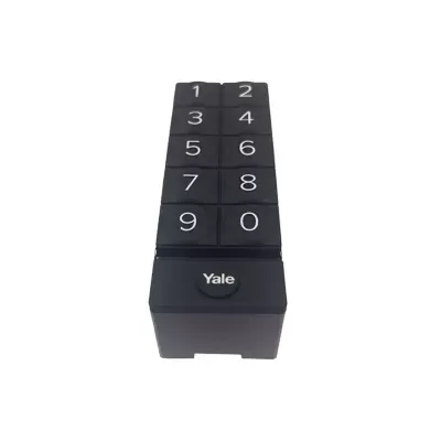 Teclado numérico preto com botões brancos e logotipo Yale