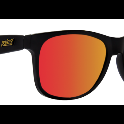 Óculos de sol com armação preta e lentes espelhadas vermelhas e laranja