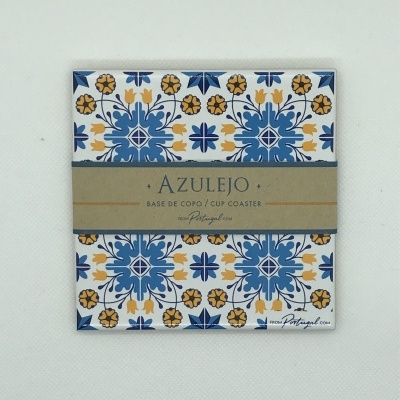 Azulejo decorativo azul e amarelo com etiqueta de base de copo
