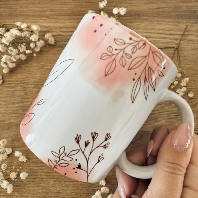 https://www.akaxi.pt/product/caneca-flowers
