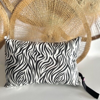 https://www.akaxi.pt/product/almofada-zebra