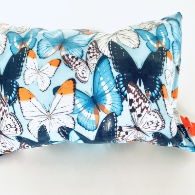 https://www.akaxi.pt/product/almofada-borboletas