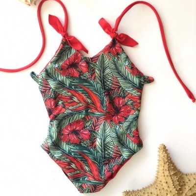 https://www.akaxi.pt/product/triquini-reversivel-baby-girl-cor-3