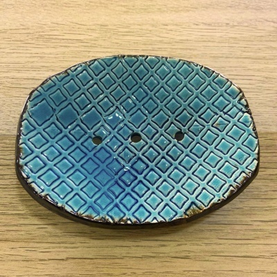 https://www.aldeiasabao.com/product/saboneteira-ceramica-azul-3