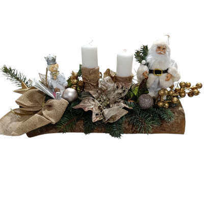 Arranjo decorativo natal com velas, papai noel e soldadinho