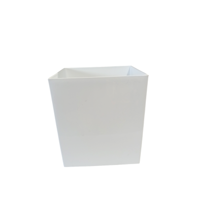 Recipiente quadrado branco de plástico