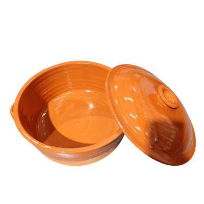 Tacho de barro com tampa castanho