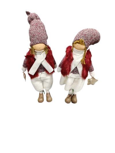 Duas figuras decorativas de bonecos com roupa vermelha e branca e botas castanhas