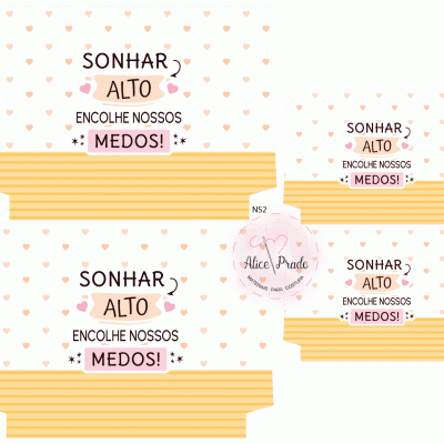 Etiquetas para produtos com texto inspirador e padrão de corações em fundo branco