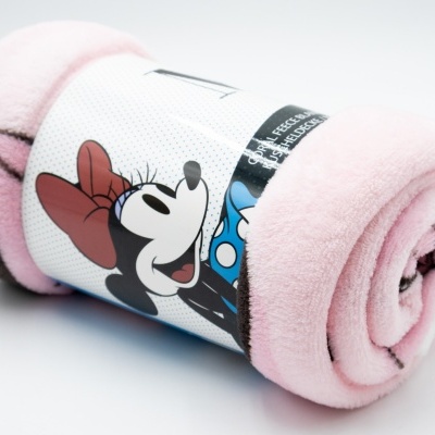 Manta infantil rosa de fleece com etiqueta de Minnie Mouse