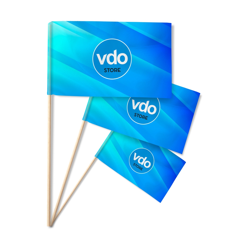 Bandeiras com Pau Três bandeiras azuis com texto vdo STORE em branco