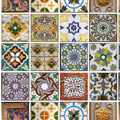 Conjunto de azulejos decorativos coloridos com padrões geométricos e florais
