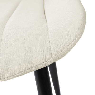 Assento de cadeira estofado bege com pernas pretas