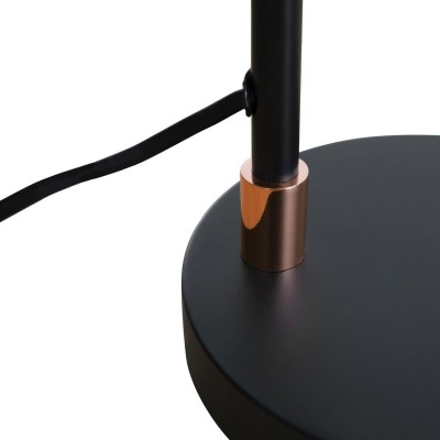 Base redonda preta com suporte metálico cobre e fio preto