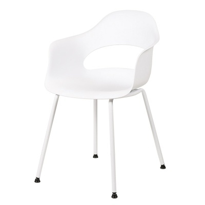 cadeira branca de plástico e metal com design moderno