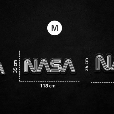 Logos da NASA em três tamanhos com medidas sobre fundo preto