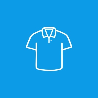 Ícone de camisa polo branca sobre fundo azul