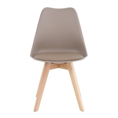 Cadeira cinzenta com pernas em madeira clara