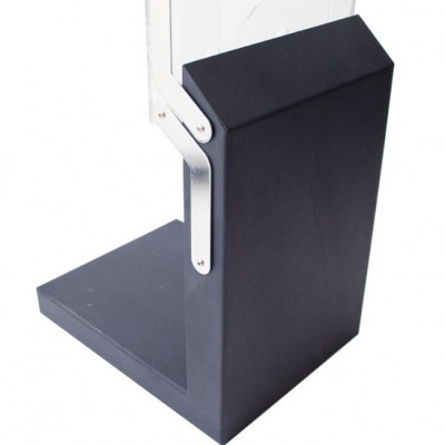 Base preta com suporte metálico e peça acrílica transparente