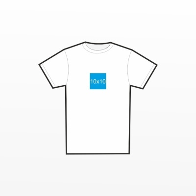 Camiseta branca com estampa azul ao centro com texto 10x10