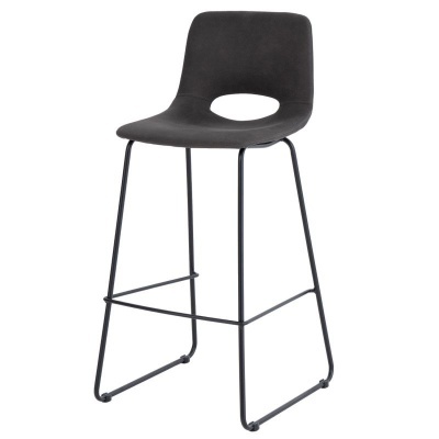 Banco alto preto com estrutura metálica fina e assento almofadado com abertura circular no encosto