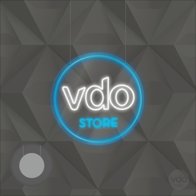 Neon sign com texto 'vdo STORE' em fundo cinzento geométrico