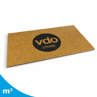 tapete retangular castanho com logótipo preto vdo STORE