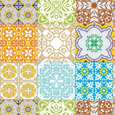 Padrão decorativo colorido com azulejos quadrados florais e geométricos