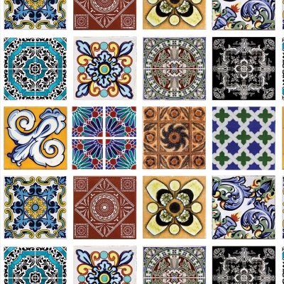 Azulejos decorativos em padrão colorido com desenhos geométricos e florais