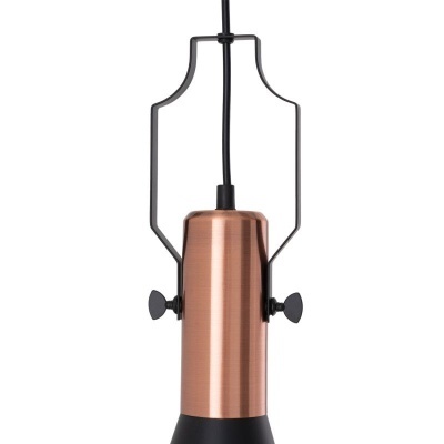 Candeeiro pendente metálico com corpo cobre e estrutura preta