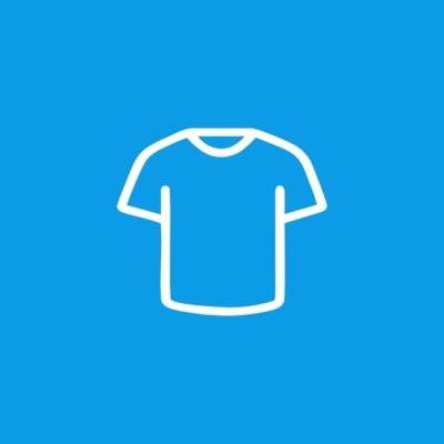 Caixa de cartão aberta com almofada creme e objeto azul hexagonal com botões