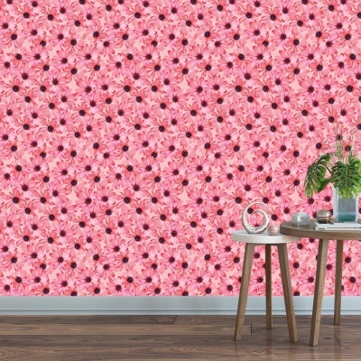 Papel de parede floral cor-de-rosa com mesas decorativas em ambiente interior
