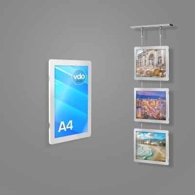 Suporte branco para documentos A4 e painel suspenso com três quadros de fotos de paisagens