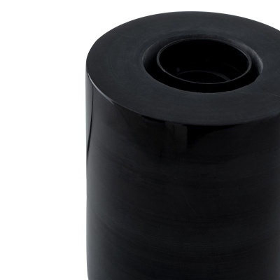 Rolo de fita adesiva preto com núcleo oco