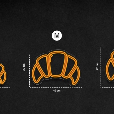 Três protetores de trilhos preto com detalhes laranja e tamanhos S, M e L sobre fundo preto.